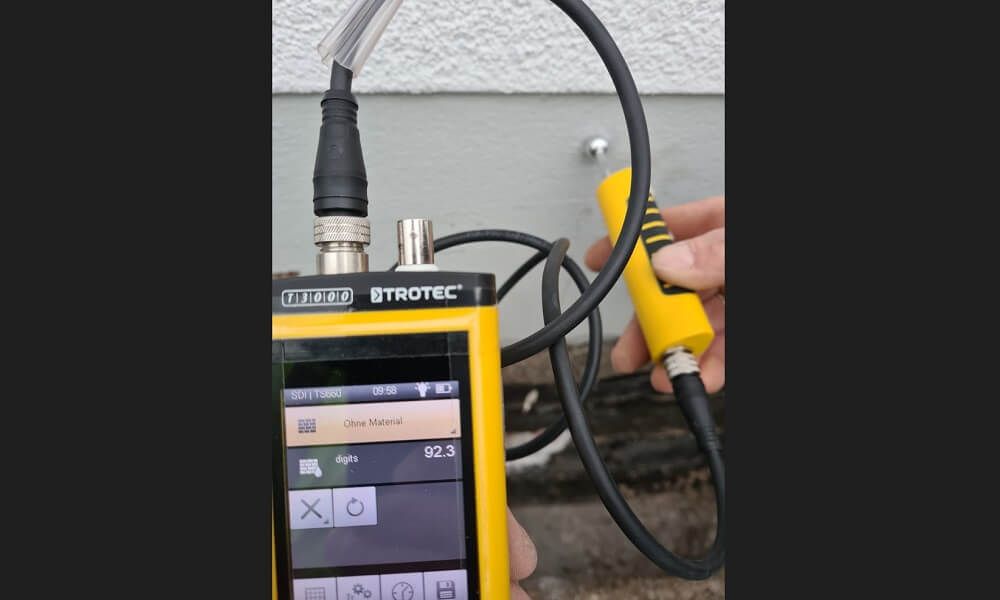 Feuchtemessung Sockelbereich außen